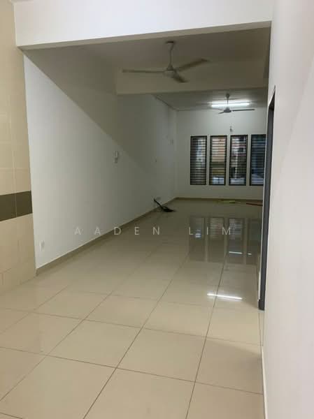 2-storey Terraced House for Sale in Taman Baiduri Dengkil (Dengkil) - Aaden Lim - Interior - PropertyGuru.com.my