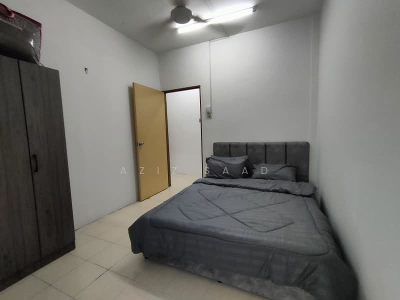 Pangsapuri untuk Disewa di Danau Sutera - Aziz Saad - Bedroom - PropertyGuru.com.my