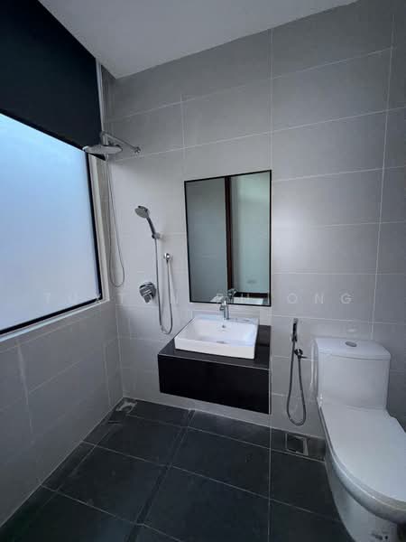 2-storey Terraced House for Sale in Puteri Harbour (Iskandar Puteri (Nusajaya)) - Tuxton Phiong - Bathroom - PropertyGuru.com.my