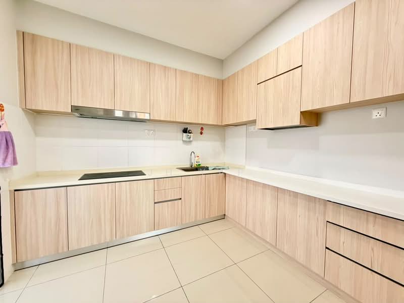 Service Residence for Sale at Veranda Residence - JH Yap - Kitchen - PropertyGuru.com.my