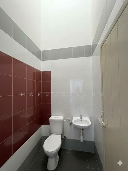 Rumah Teres 1 Tingkat untuk Dijual di Tasek Mutiara (Ipoh) - Marcus Seng - Bathroom - PropertyGuru.com.my