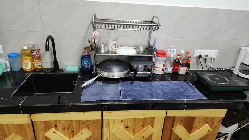 Condominium for Rent at Aster Residence - Camie Hoo - Kitchen - PropertyGuru.com.my