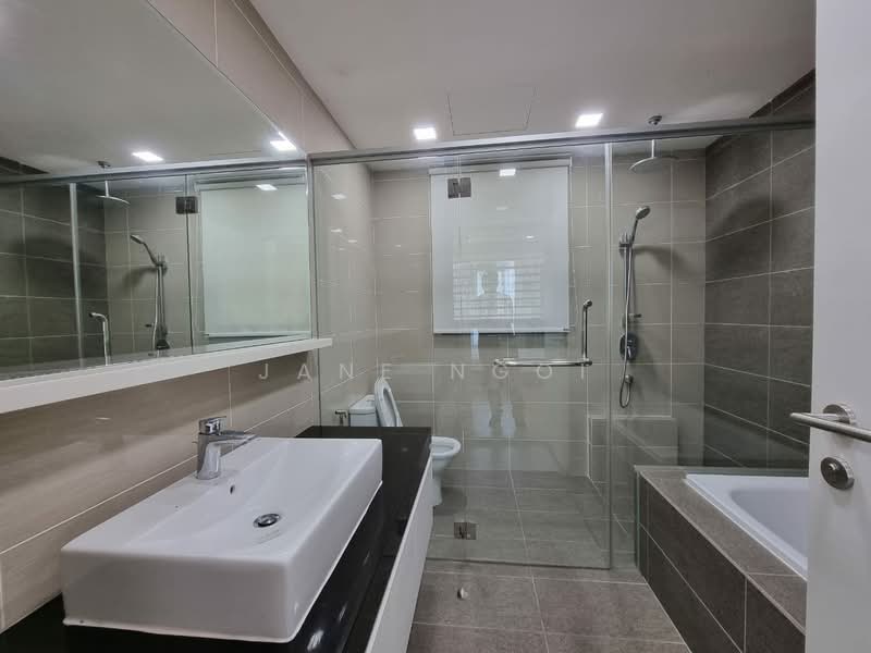 Condominium for Sale at Iskandar Residences - Jane Ngoi - Bathroom - PropertyGuru.com.my