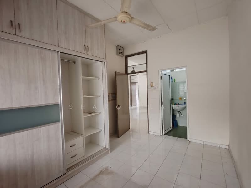 Rumah Teres 1-Tingkat untuk Dijual di Bandar Sri Damansara (Selangor) - Sharon Lai - Bedroom - PropertyGuru.com.my