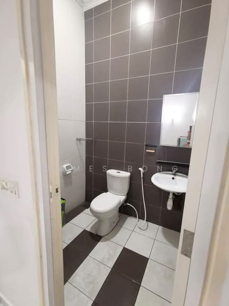 Cluster House for Sale in Bukit Indah (Iskandar Puteri (Nusajaya)) - James Bong - Bathroom - PropertyGuru.com.my