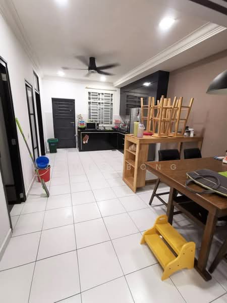 Cluster House for Sale in Bukit Indah (Iskandar Puteri (Nusajaya)) - James Bong - Kitchen - PropertyGuru.com.my