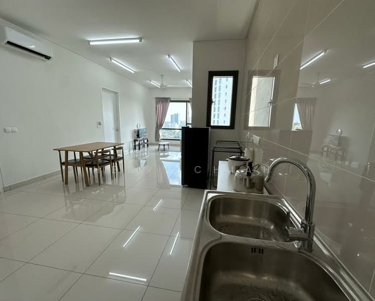 Kondominium untuk Dijual di TRIA Seputeh in 9 Seputeh, Kuala Lumpur - Henry Chiah - Living Room - PropertyGuru.com.my