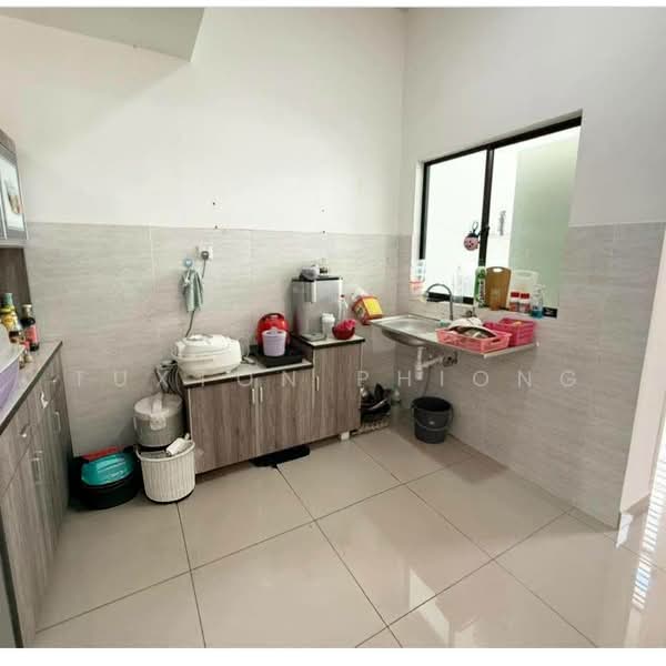 Rumah Teres 2 Tingkat untuk Dijual di Johor Bahru (Johor) - Tuxton Phiong - Kitchen - PropertyGuru.com.my