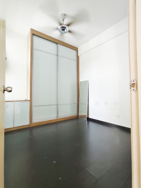Condominium for Sale at The Oasis - Michael Khng - PropertyGuru.com.my
