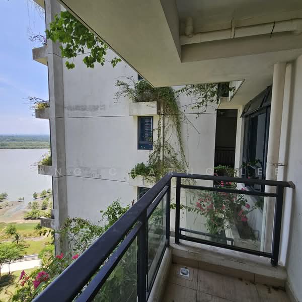 Condominium for Rent at Ataraxia Park @ Forest City - Hong Charng Lee - Balcony - PropertyGuru.com.my