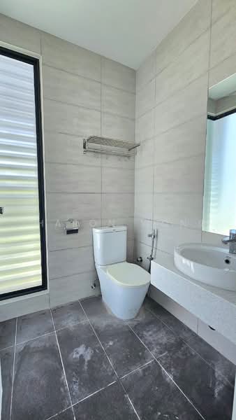 Bungalow House for Sale in Gelugor (Penang) - Sharon Wong - Bathroom - PropertyGuru.com.my