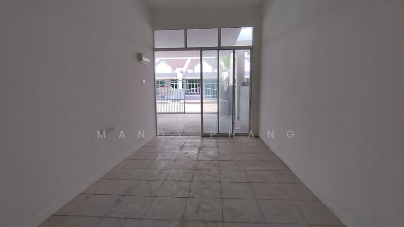 1-storey Terraced House for Sale in Tambun (Perak) - Mandy Phang - Entrance - PropertyGuru.com.my