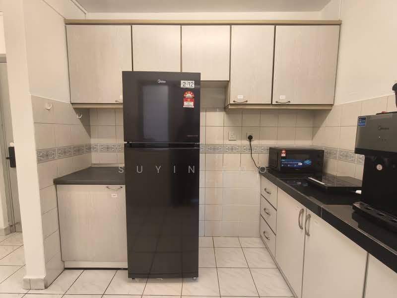 Condominium for Rent at Pantai Hillpark 2 - Suyin Foo - Kitchen - PropertyGuru.com.my