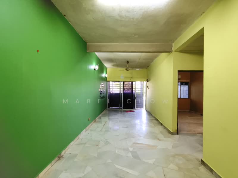 1-storey Terraced House for Sale in Bandar Kinrara Seksyen 1 (Bandar Kinrara) - Mabel Chow - Interior - PropertyGuru.com.my