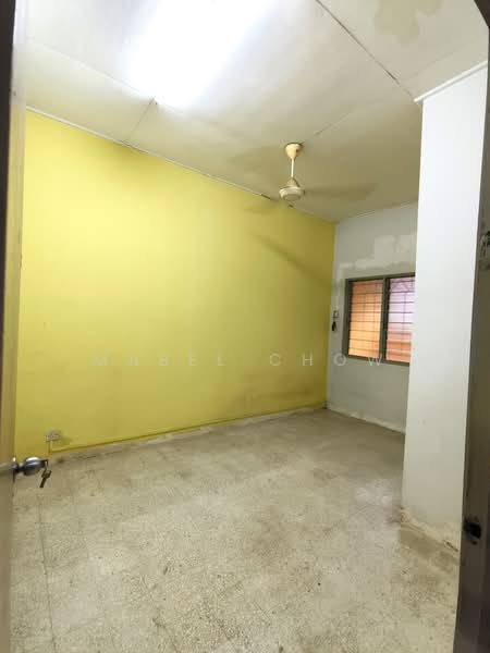 1-storey Terraced House for Sale in Bandar Kinrara Seksyen 1 (Bandar Kinrara) - Mabel Chow - Interior - PropertyGuru.com.my