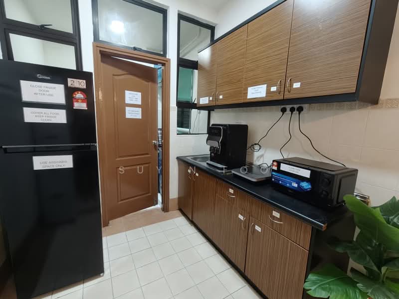 Kondominium untuk Disewa di Pelangi Utama - Suyin Foo - Kitchen - PropertyGuru.com.my