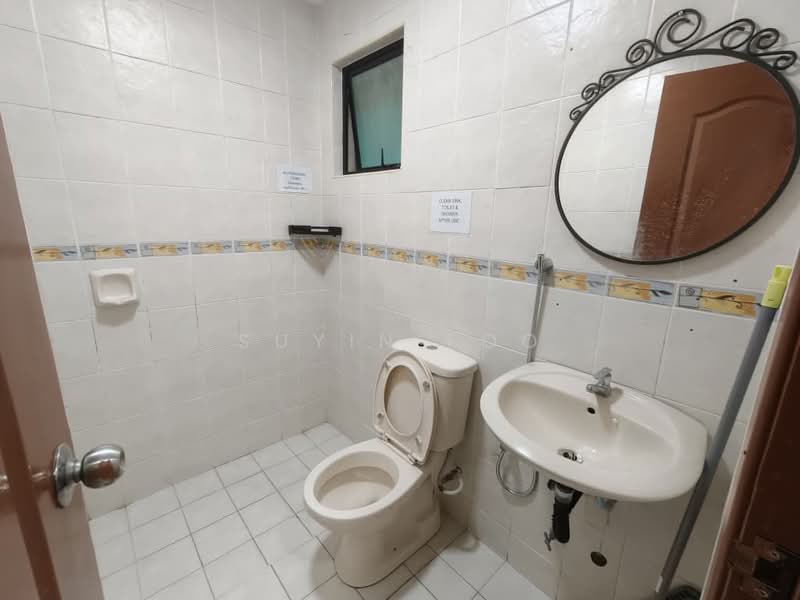 Kondominium untuk Disewa di Pelangi Utama - Suyin Foo - Bathroom - PropertyGuru.com.my