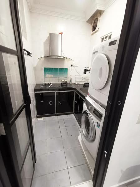 2-storey Terraced House for Sale in Bukit Indah (Iskandar Puteri (Nusajaya)) - Tuxton Phiong - Kitchen - PropertyGuru.com.my