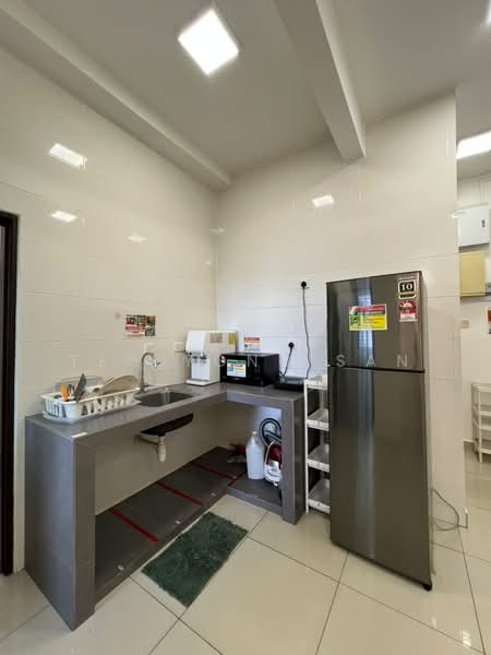 Service Residence for Rent at SkyVille 8 @ Benteng 8 - Teh Yong San - Kitchen - PropertyGuru.com.my
