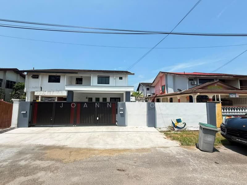 Semi-Detached House for Sale in Pasir Gudang (Johor) - Joanne Yong - Exterior - PropertyGuru.com.my