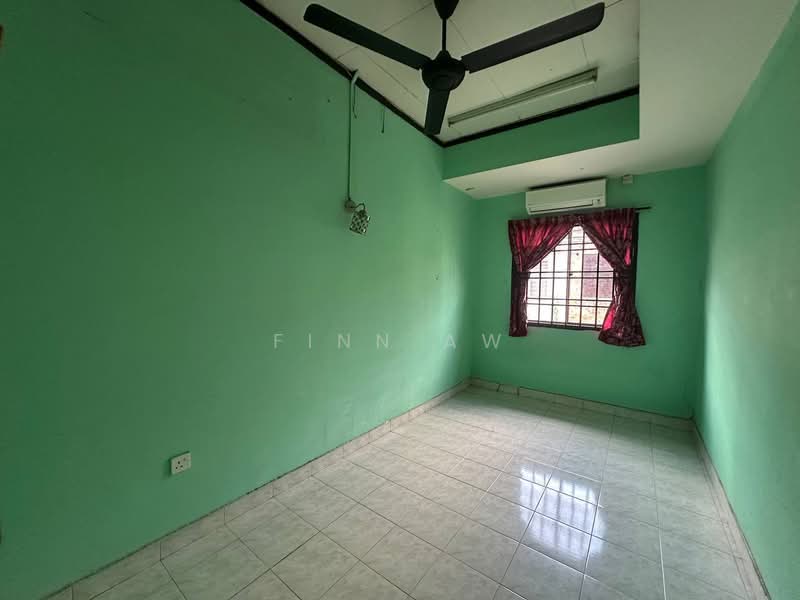 Rumah Teres 2 Tingkat untuk Dijual di Mutiara Rini (Skudai) - Finn Aw - PropertyGuru.com.my