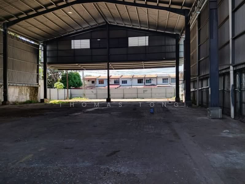 Warehouse for Rent in Bintawa Industrial Estate (Kuching) - Thomas Tong - Exterior - PropertyGuru.com.my