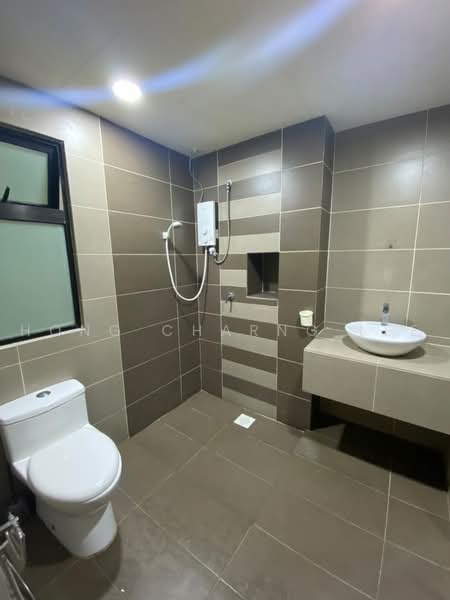 Servis Apartment untuk Disewa di G Residence - Hong Charng Lee - Bathroom - PropertyGuru.com.my