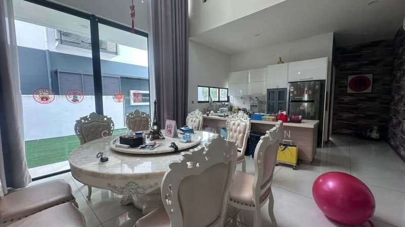 Bungalow House for Sale in Senibong Cove (Masai) - Crystal Tan - Dining Room - PropertyGuru.com.my