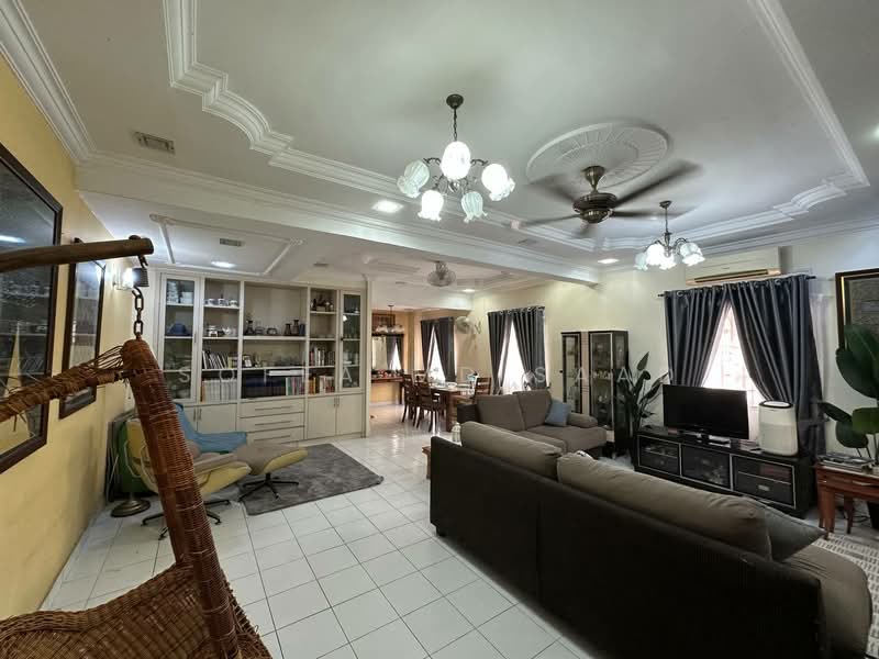 2-storey Terraced House for Sale in Seksyen 3 (Bangi) - Sofea Md Saad - Living Room - PropertyGuru.com.my