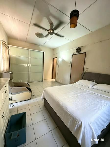 2-storey Terraced House for Sale in Seksyen 3 (Bangi) - Sofea Md Saad - Bedroom - PropertyGuru.com.my