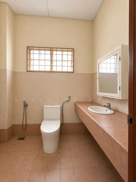 2-storey Terraced House for Sale in Seksyen 3 (Bangi) - Sofea Md Saad - Bathroom - PropertyGuru.com.my