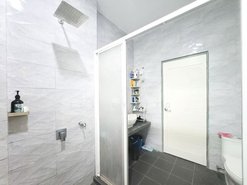 Bungalow for Sale in Alam Damai (Cheras) - Zul Syafiq - Bathroom - PropertyGuru.com.my