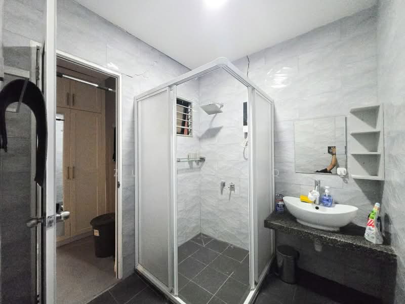 Bungalow for Sale in Alam Damai (Cheras) - Zul Syafiq - Bathroom - PropertyGuru.com.my