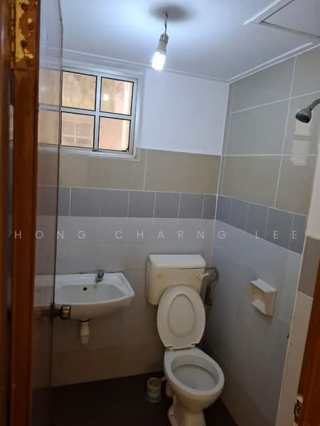 Pangsapuri untuk Disewa di Tanjong Puteri Apartment - Hong Charng Lee - Bathroom - PropertyGuru.com.my