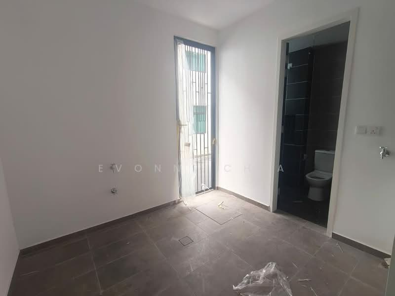 Rumah Teres untuk Dijual di Johor Bahru (Johor) - Evonne Chia - Bathroom - PropertyGuru.com.my