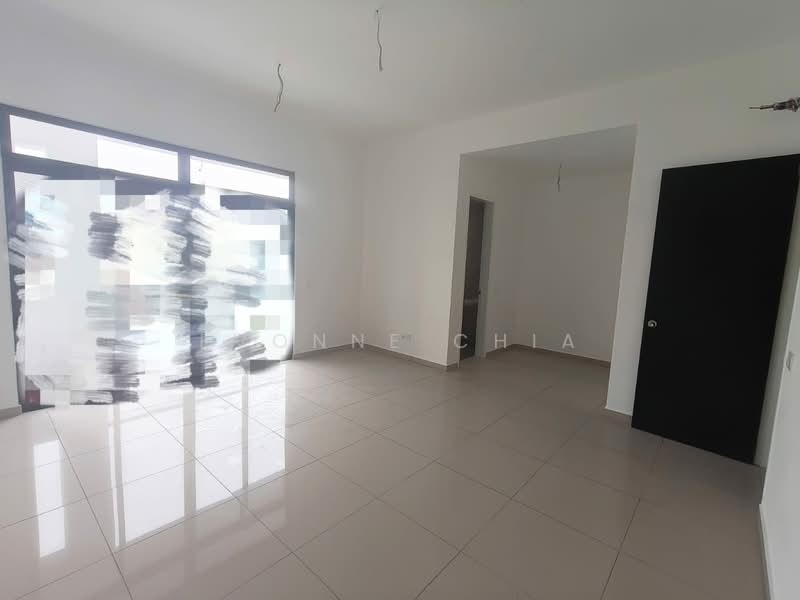 Rumah Teres untuk Dijual di Johor Bahru (Johor) - Evonne Chia - Living Room - PropertyGuru.com.my