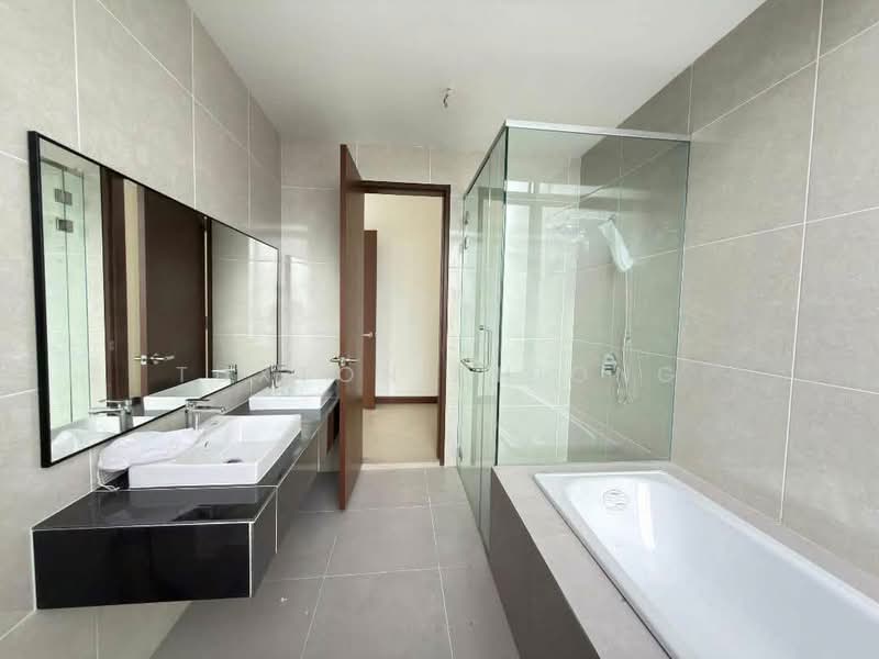 2-storey Terraced House for Sale in Puteri Harbour (Iskandar Puteri (Nusajaya)) - Tuxton Phiong - Bathroom - PropertyGuru.com.my