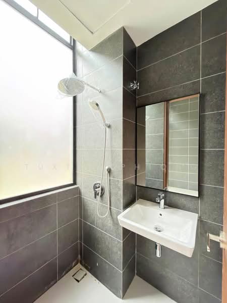 2-storey Terraced House for Sale in Puteri Harbour (Iskandar Puteri (Nusajaya)) - Tuxton Phiong - Bathroom - PropertyGuru.com.my