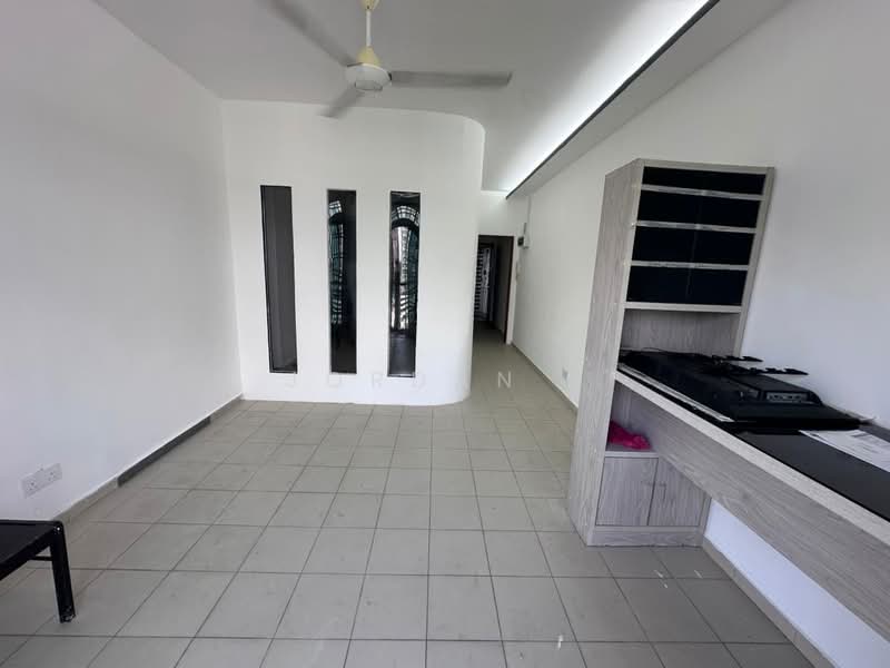 Apartment for Sale at Lake View Suites - Jordan . - PropertyGuru.com.my