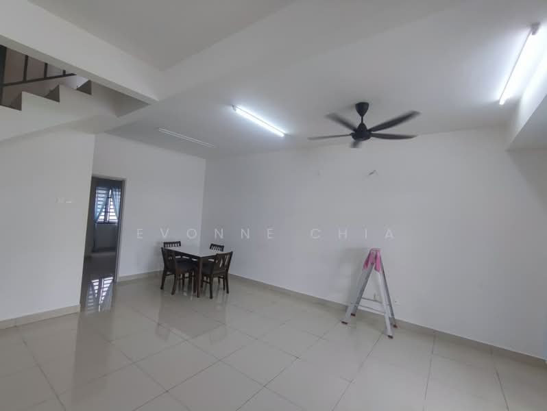Rumah Teres 2 Tingkat untuk Disewa di Kulai (Johor) - Evonne Chia - Living Room - PropertyGuru.com.my