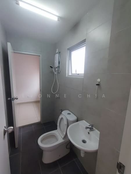 Rumah Teres 2 Tingkat untuk Disewa di Kulai (Johor) - Evonne Chia - Bathroom - PropertyGuru.com.my