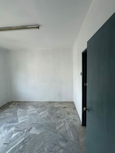 Apartment for Sale at Amber Apartment - Calvin Lim - PropertyGuru.com.my