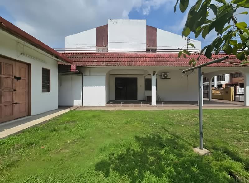Rumah Teres 2-Tingkat untuk Dijual di Taman Sri Watan (Ampang) - Jesse Lee - PropertyGuru.com.my