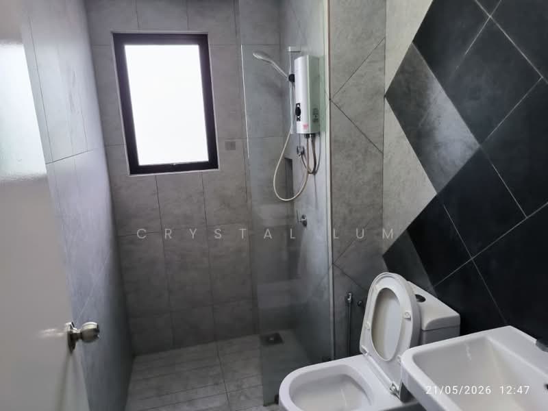 Kondominium untuk Disewa di Trinity Lemanja - Crystal Lum - Bathroom - PropertyGuru.com.my