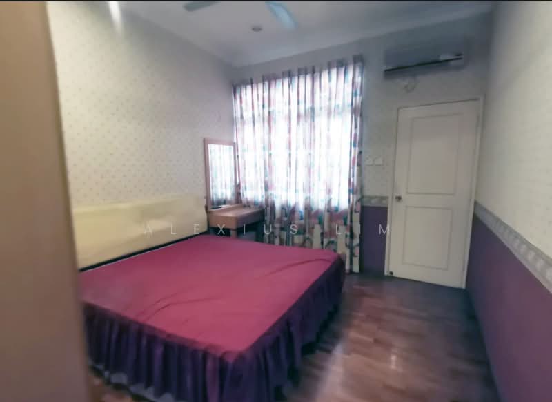 2-storey Terraced House for Sale in Taman Perling (Perling) - Alexius Lim - Bedroom - PropertyGuru.com.my