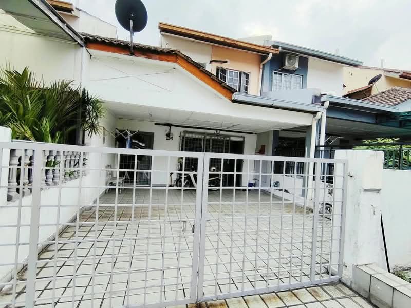 2-storey Terraced House for Sale in Taman Sungai Besi Indah (Seri Kembangan) - Candice Tan - Exterior - PropertyGuru.com.my