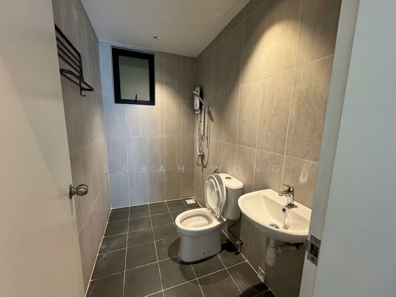 Servis Apartment untuk Disewa di MKH Boulevard II - Sarah Wong - Bathroom - PropertyGuru.com.my