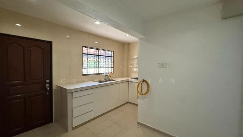 Bungalow House untuk Dijual di Taman Rinting (Masai) - Crystal Tan - Kitchen - PropertyGuru.com.my