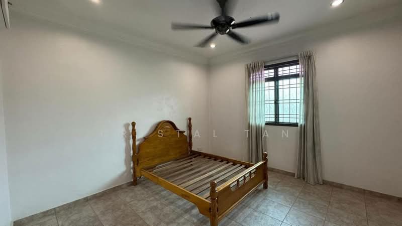 Bungalow House untuk Dijual di Taman Rinting (Masai) - Crystal Tan - Bedroom - PropertyGuru.com.my