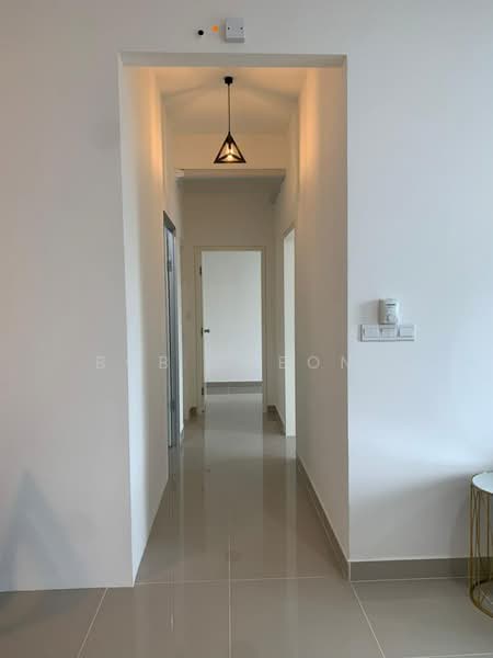 Servis Apartment untuk Disewa di MKH Boulevard II - Bob Cheong - Corridor - PropertyGuru.com.my